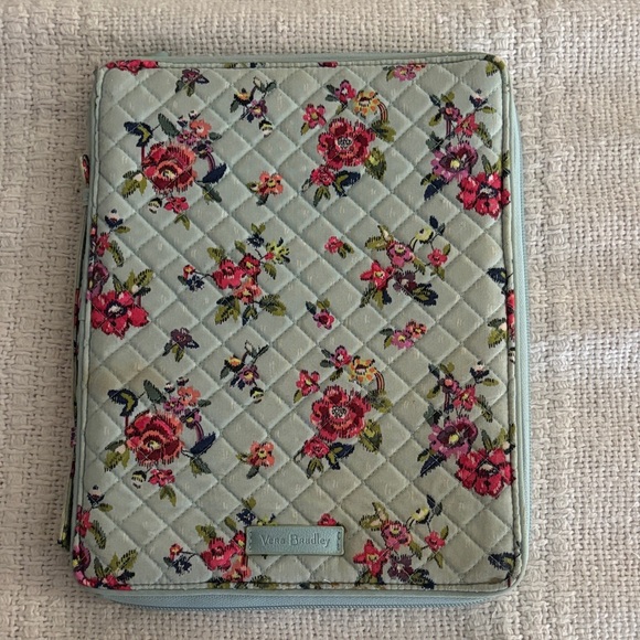 Vera Bradley Quilted Floral Tablet Tamer - Picture 1 of 3